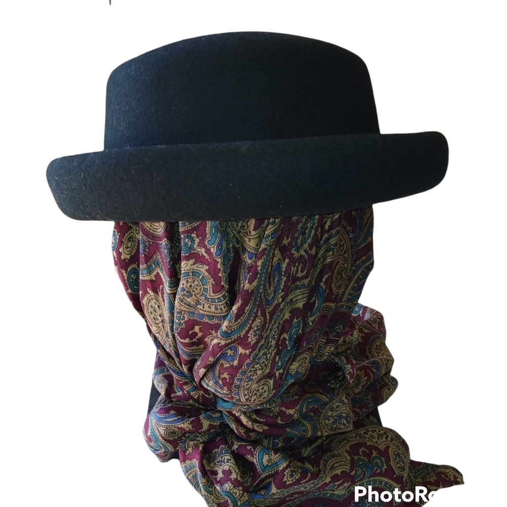Bowler style hat, woman's